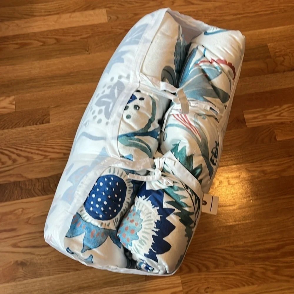 Anthropologie Velvet Hollyhock Queen Quilt NWT